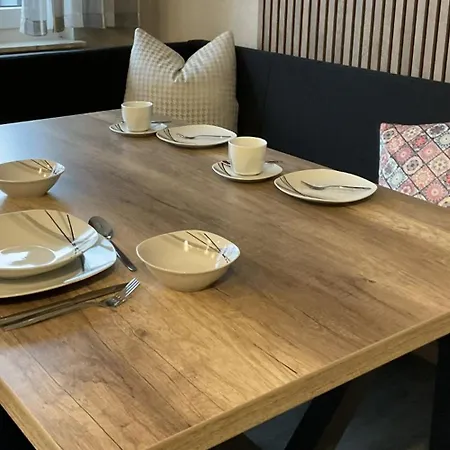 Wiesenblick アパート *