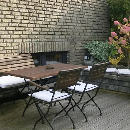 Wiesenblick アパート ブリーロン